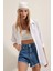 Beyaz Oversize Uzun Basic Dokuma Gömlek 3