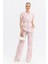100% Viskon, Keten Görünümlü Pembe Desenli Kuşaklı Anvelop Yaka Yelek-Pantolon Takım 1