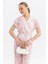 100% Viskon, Keten Görünümlü Pembe Desenli Kuşaklı Anvelop Yaka Yelek-Pantolon Takım 4