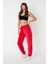 Velvetfit Kırmızı Kadife Jogger Eşofman Altı – Rahatlık ve Şıklığın Buluştuğu Nokta! 6
