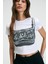 Seraya Kadın Bisiklet Yaka Kısa Kollu Önü Baskılı Crop Beyaz T-Shirt 3