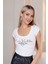Beyaz Kap Kollu Taş Işlemeli Kadın Tişört - Pia Velle 1