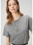 Açık Gri Taşlı Yıldız Işlemeli T-Shirt 1