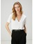 Beyaz Basic T-Shirt 4