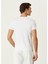 Beyaz Logo Detaylı T-Shirt 5