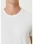 Beyaz Logo Detaylı T-Shirt 7