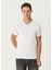 Beyaz V Yaka T-Shirt 1