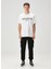 Beyaz Logo Detaylı T-Shirt 2