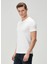 Beyaz V Yaka T-Shirt 4