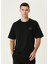 Siyah Logo Detaylı T-Shirt 1