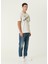 Siyah Beyaz Yazı Baskılı T-Shirt 2