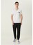 Beyaz Logo Detaylı T-Shirt 2