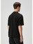 Siyah Logo Detaylı T-Shirt 4