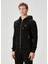 Siyah Kapüşonlu Logo Detaylı Sweatshirt 3