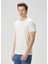 Beyaz Logo Detaylı T-Shirt 3