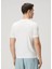 Beyaz Logo Nakışlı T-Shirt 4