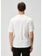 Beyaz Figür Baskılı T-Shirt 4