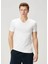 2li Beyaz V Yaka Basic T-Shirt 1