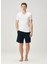 2li Beyaz V Yaka Basic T-Shirt 2