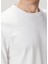 Beyaz Logo Detaylı T-Shirt 5