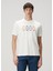 Beyaz Figür Baskılı T-Shirt 1