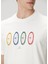 Beyaz Figür Baskılı T-Shirt 5