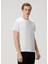Beyaz Logo Detaylı T-Shirt 3