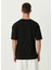 Siyah Baskı Detaylı T-Shirt 4