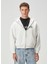 x Under Armour Regular Fit Kırık Beyaz Sweatshirt 1