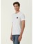 Beyaz Logo Detaylı T-Shirt 3