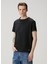 Siyah Logo Detaylı T-Shirt 3