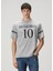 Gri Logo Detaylı T-Shirt 1