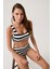 Siyah-Beyaz Çizgili Kare Yaka Spor Bikini Üstü Sporty Top 6