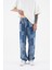 Erkek Oversize Parçalı Desenli Açık Mavi Jean 1