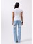 Nakış Detay Baskılı Crop Beyaz T-Shirt 5