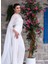 Beyaz Hologram Payetli Şifon Bluz Detaylı Tulum 3