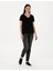 Siyah Regular Fit V Yaka Basic Tişört 4