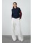 Nakış Detaylı Lacivert Sweatshirt 1