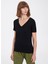 Siyah Basic V Yaka Viskon Regular Fit Kadın T-Shirt Essentıals Deep V-Neck 1