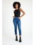 Paça Işlemeli Mavi Jeans 4