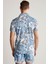 Çiçek Desenli Mavi Polo Yaka T-Shirt 4