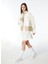 Kırık Beyaz Kadın Dik Yaka Relaxed Baskılı Sweatmont D4SL-SWT3028 3