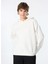Ekru Kadın Kapüşon Normal Nakışlı Sweatshirt M4WL-SWT-1974 3