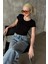 Siyah Geniş Yaka Fittili Basic Kadın T-Shirt MG2293 1