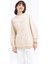 Bej-Önü Nakış Detaylı Sweat 1