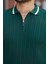 Erkek Yaka ve Kolları Çizgi Detaylı Fermuarlı Kısa Kollu T-Shirt 3