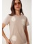 Çiçek Nakış Işlemeli Örme T-Shirt Bej LCR0070 2