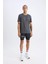 DeFactoFit Slim Fit Dar Kesim Sporcu Dokuma Şort Z2147AZ25SP 4