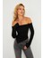 Kadın Siyah Madonna Yaka Crop Yılbaşı Bluz B5038 4