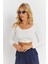 Kadın Beyaz Crop Bluz CG367 4